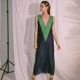 V-Neck Two Tone Beach Maxi Dress in Navy Green